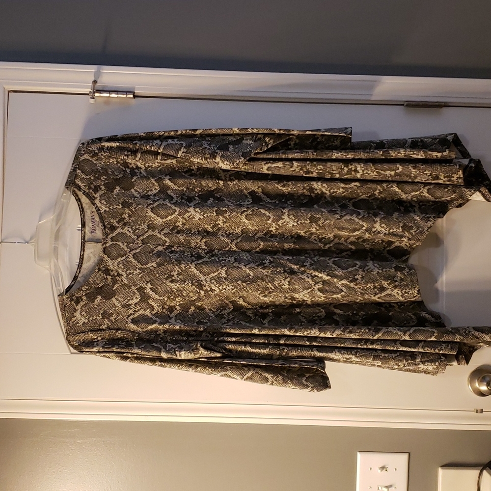 Roaman's 1x (22/24) Snake Print Tunic